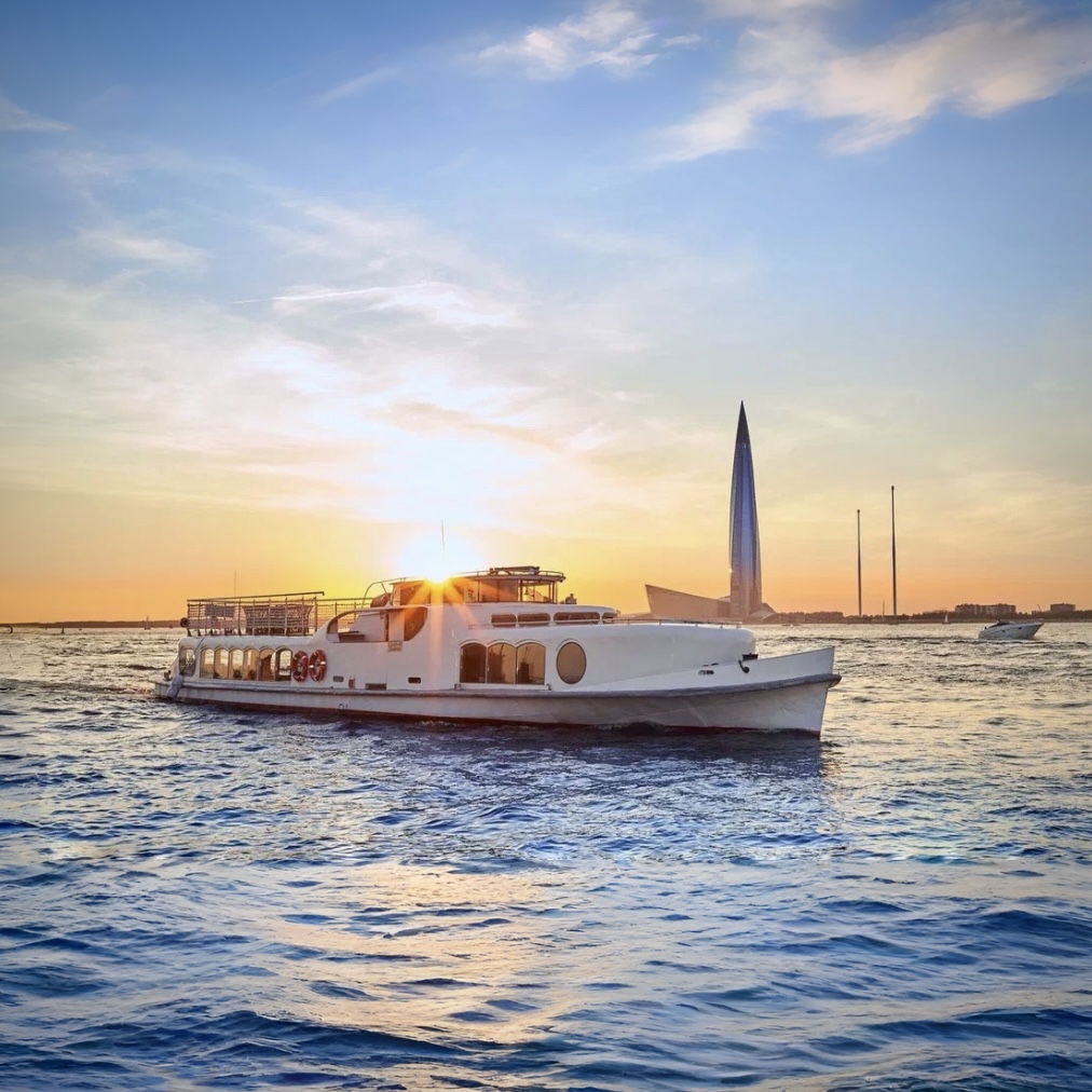 Теплоход Сенатор